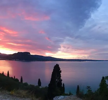 Relais Castei Del Garda Bed & Breakfast *