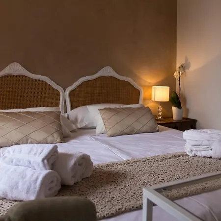 住宿加早餐酒店 Relais Castei Del Garda 加尔达