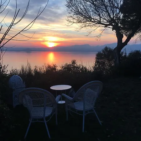 Relais Castei Del Garda * 加尔达