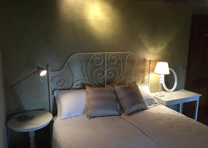 Bed & Breakfast Relais Castei Del Garda *