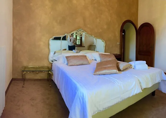 Relais Castei Del Garda * Garda (Verona)