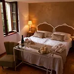 Relais Castei Del Garda *