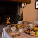 Nocleg ze śniadaniem Relais Castei Del Garda *