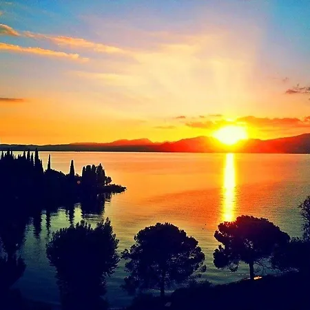 Relais Castei Del Garda Bed & Breakfast