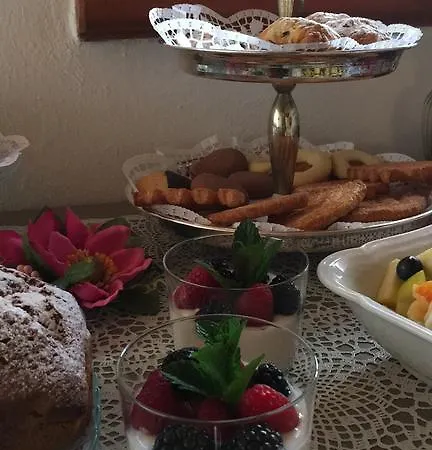 Bed & Breakfast Relais Castei Del Garda