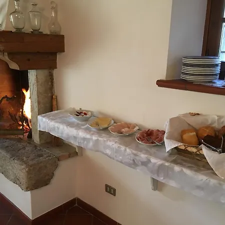 Bed & Breakfast Relais Castei Del Garda *
