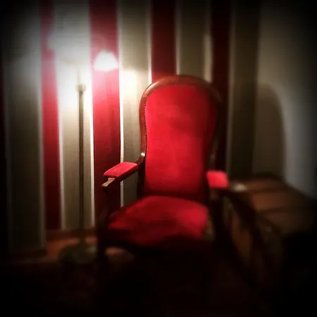 Relais Castei Del Garda 가르다