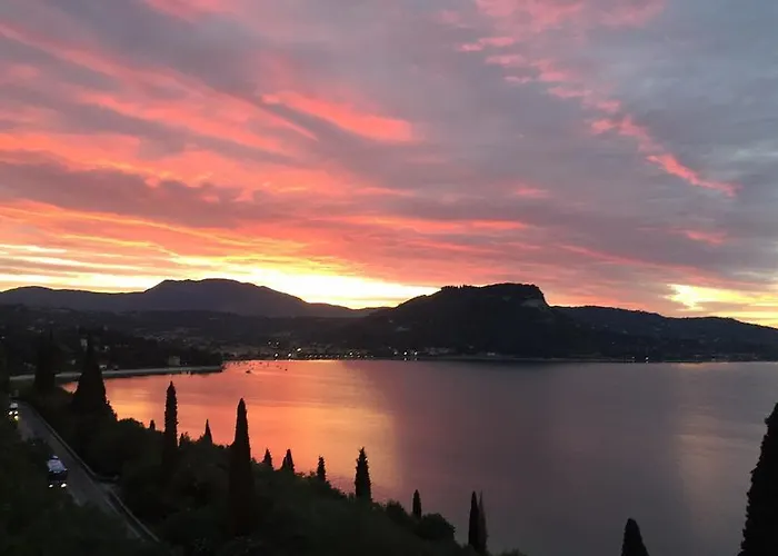 Nocleg ze śniadaniem Relais Castei Del Garda Garda (Verona)