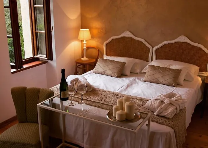 Relais Castei Del Garda *