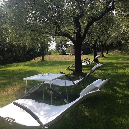 Relais Castei Del Garda * ガルダ