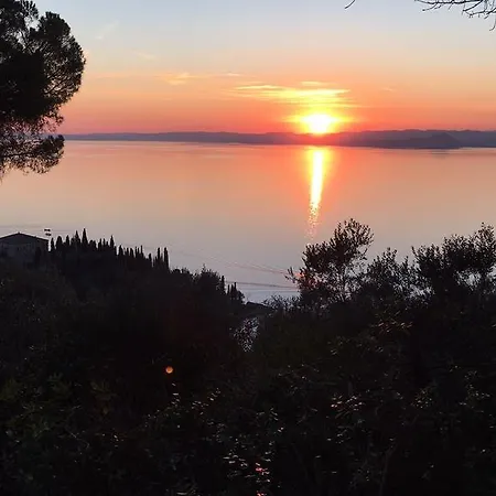 Relais Castei Del Garda *