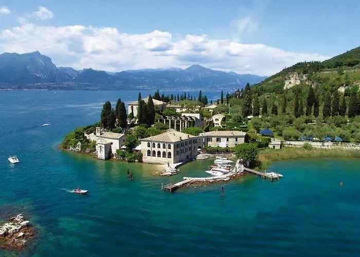Relais Castei Del Garda Garda